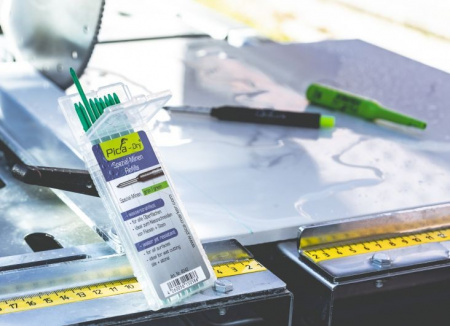 PICA-MARKER 4040/SB К-т грифелей для карандаша Pica - Dry (3 синих, 2 белых, 3 зеленых) в кейсе