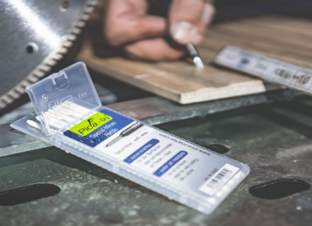 PICA-MARKER 4040/SB К-т грифелей для карандаша Pica - Dry (3 синих, 2 белых, 3 зеленых) в кейсе