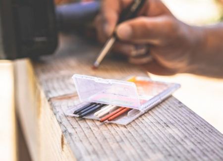 PICA-MARKER 4070/SB К-т грифелей для карандаша Pica - Dry (3 красных, 2 белых, 3 графитовых) в кейсе