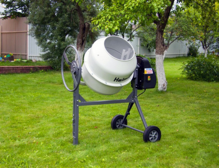 Бетономешалка Helmut BM200