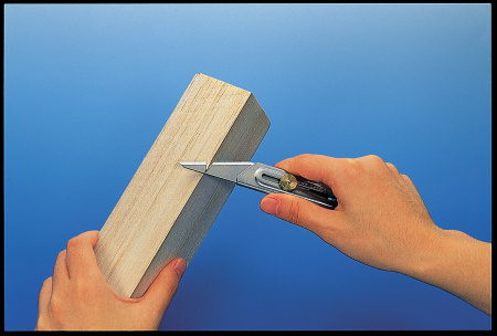 Нож хозяйственный с выдвижным лезвием, 20 ммOL-CK-2
Обратная связь