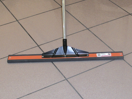 Шпатель для настилки полов RUBI