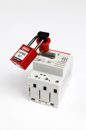 Блокиратор полюсных автоматов ABB MS325