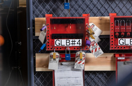 Бокс групповой настенный для групповой блокировки