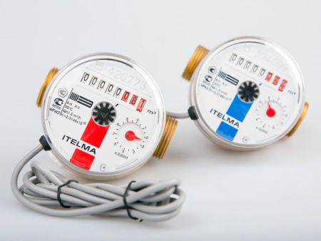 Счётчики для воды ITELMA с импульсным выходом: два счётчика + соединения 3/4 дюйма